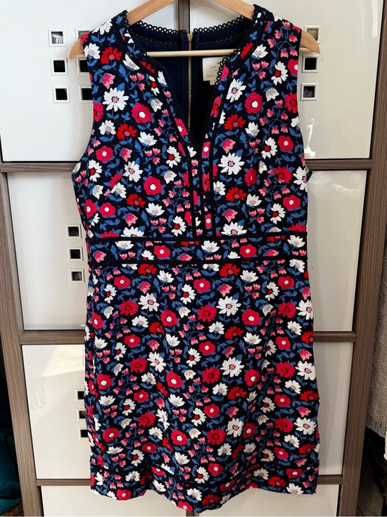 kate spade Dresses & Skirts - NWOT Floral Kate Spade Dress - Size 14